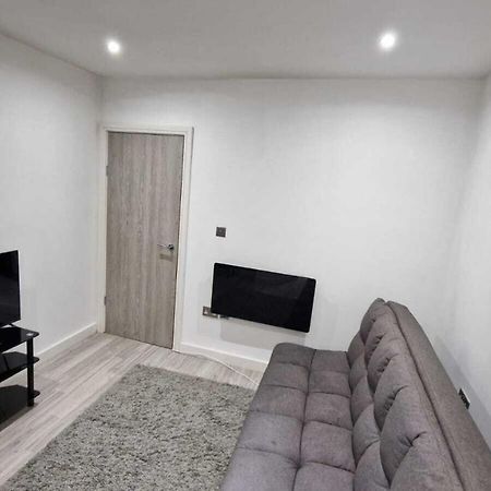 Skyview Strathnairn Apartment 1 Кардифф Экстерьер фото