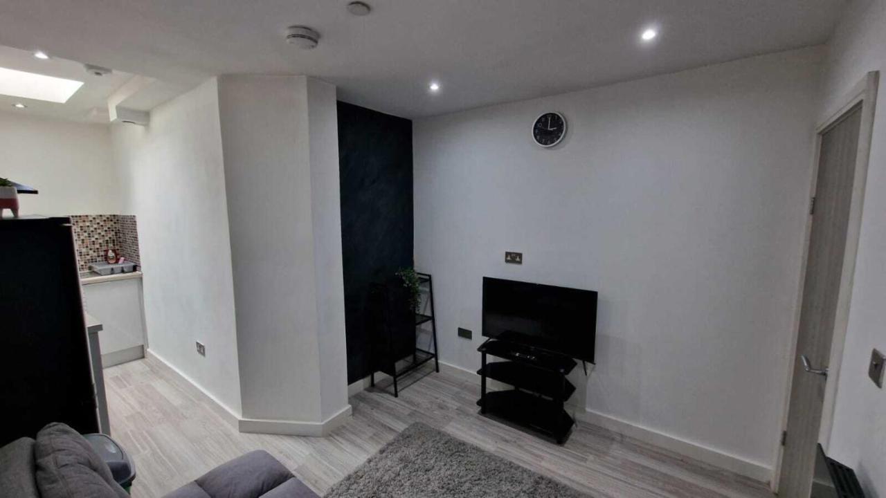 Skyview Strathnairn Apartment 1 Кардифф Экстерьер фото